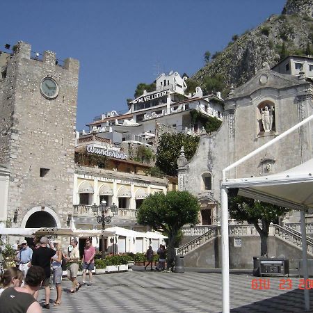 Taormina Castle And Sea Viewアパートメント エクステリア 写真