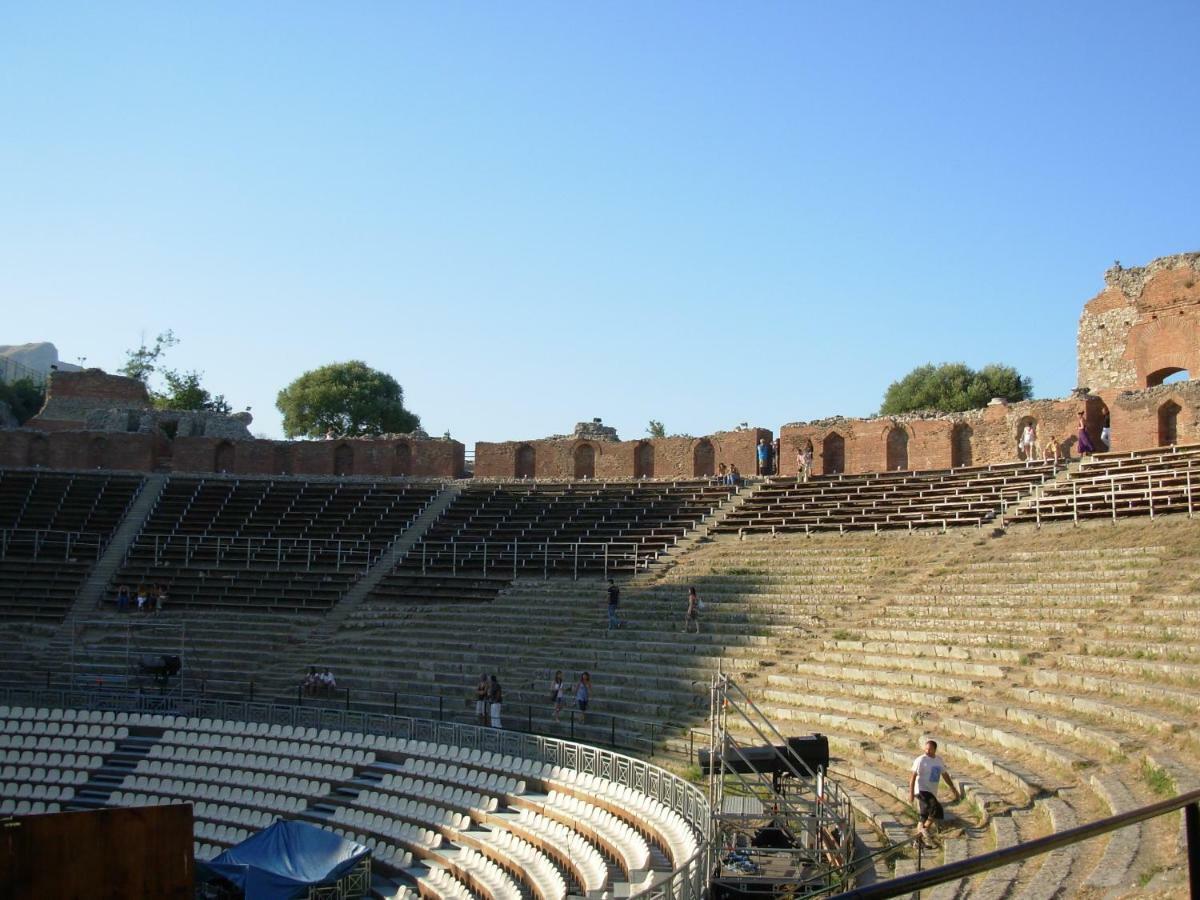 Taormina Castle And Sea Viewアパートメント エクステリア 写真